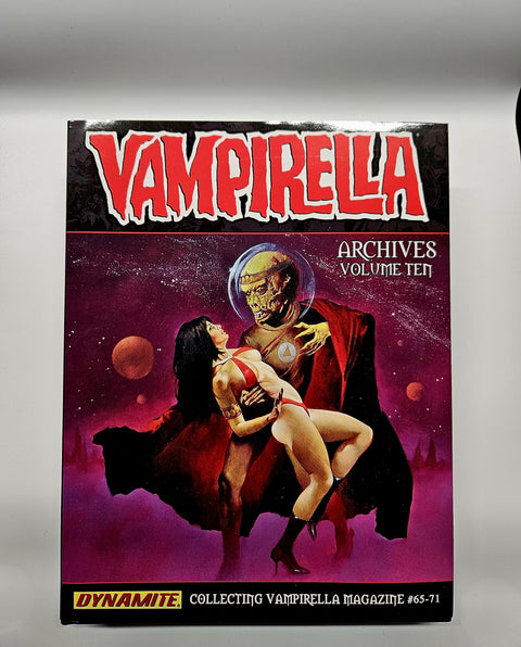 Vampirella Archives Vol.10 (Hardcover)